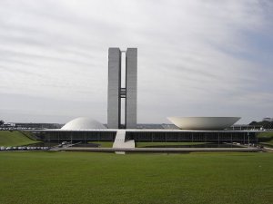 800px-National-Congress-of-Brazil_204123